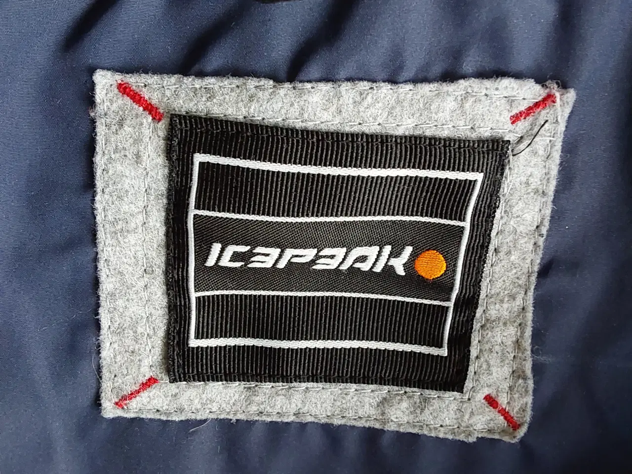 Billede 4 - Dunfrakke Icepeak med aftagelig hætte str. 38