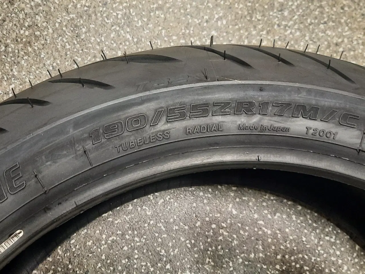 Billede 2 - 190/55-17 Bridgestone T32