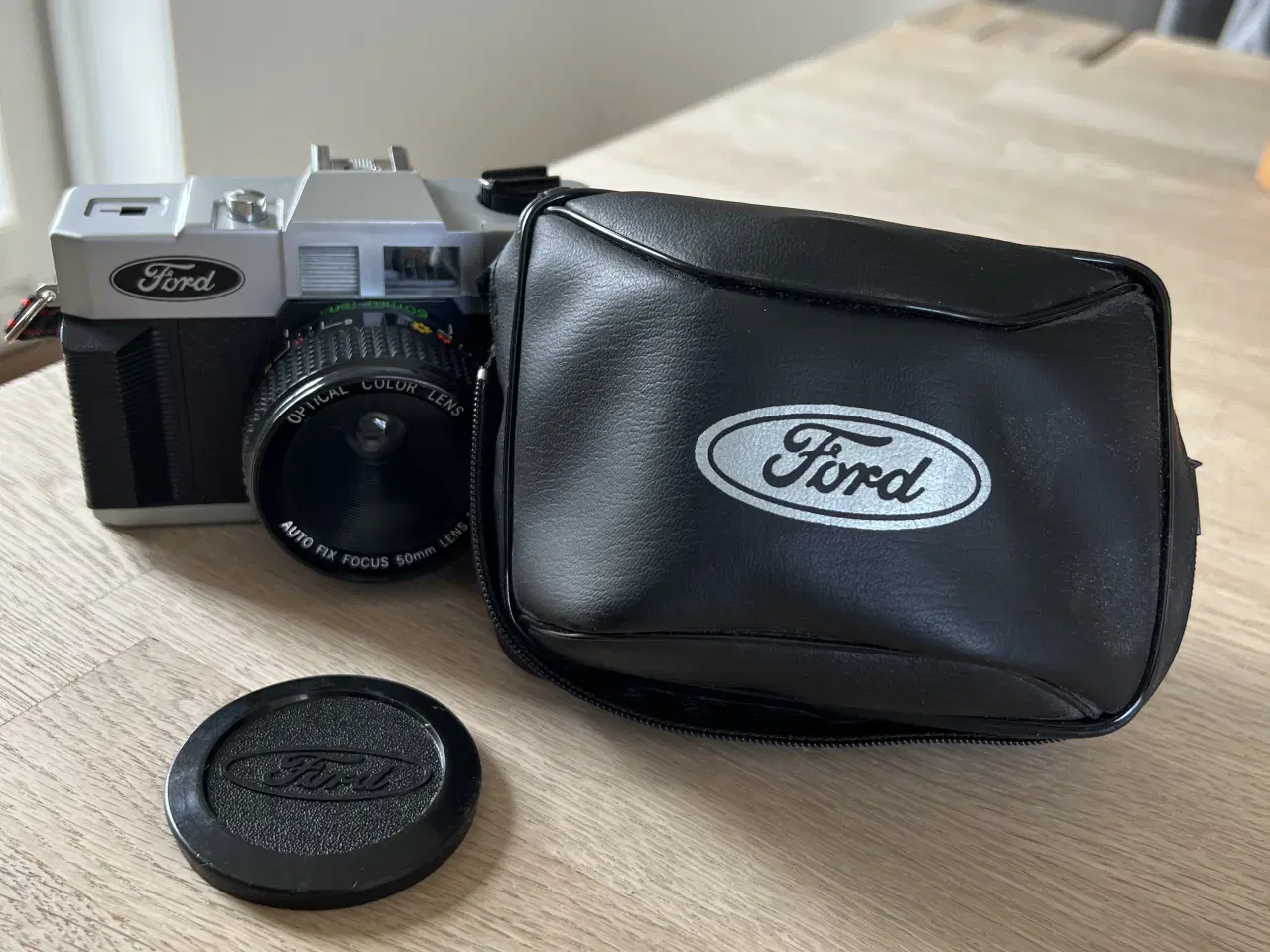 Billede 1 - Kamera med Ford logo