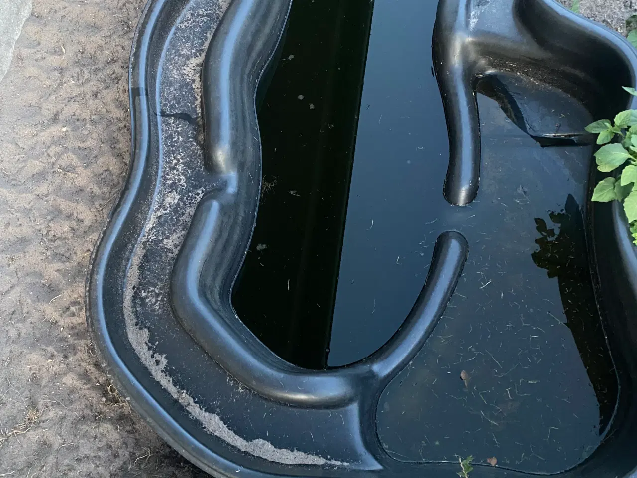 Billede 1 - Havedam i plastik