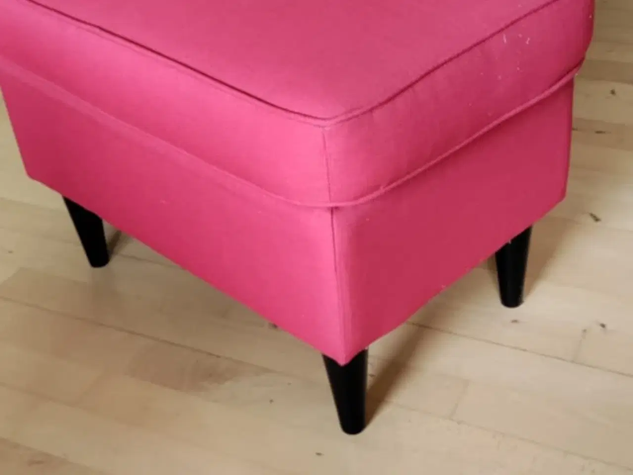 Billede 4 - Lænestol, fodskammel som nyt. Ikea
