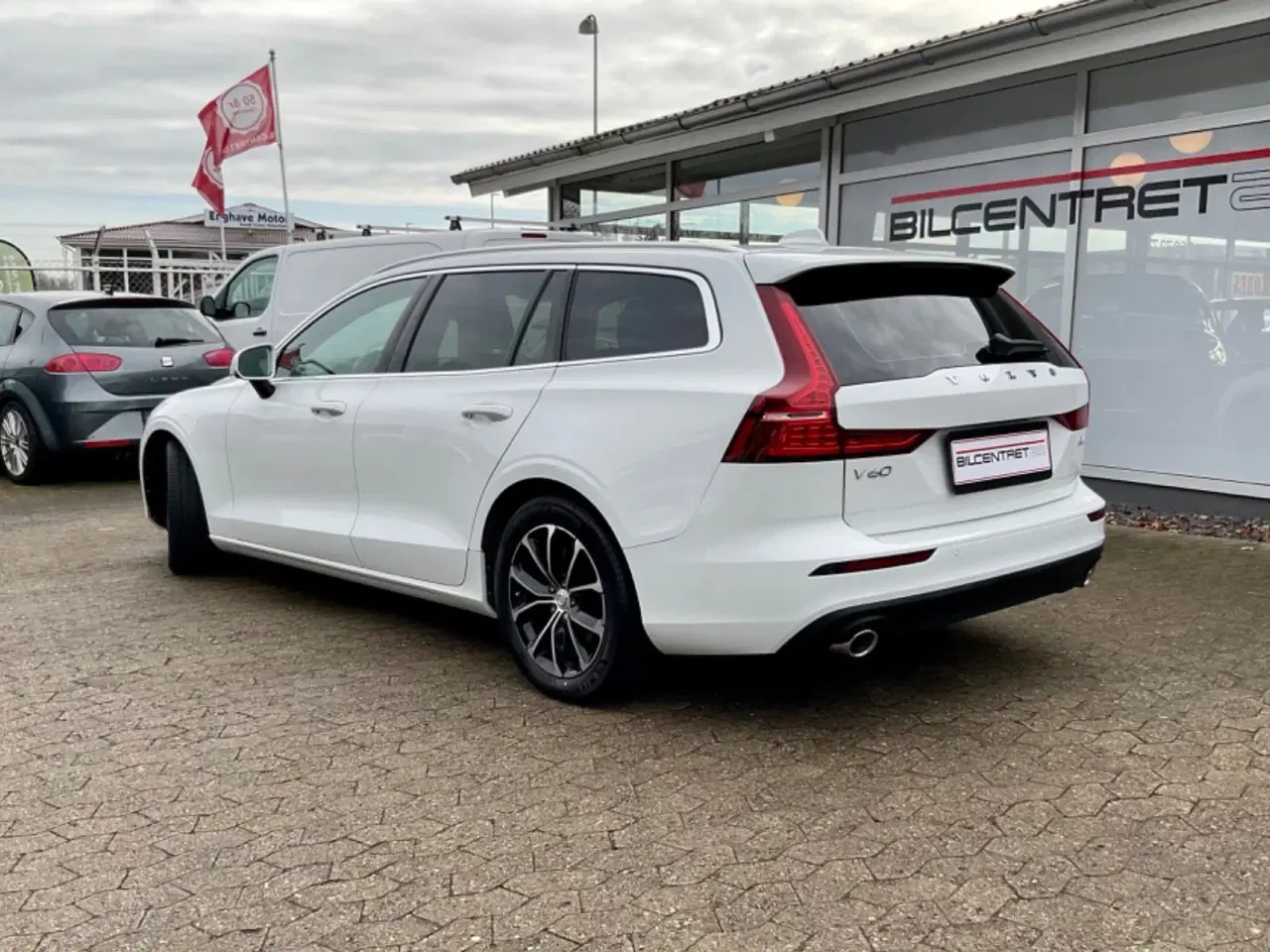 Billede 3 - Volvo V60 2,0 B4 197 Momentum aut.