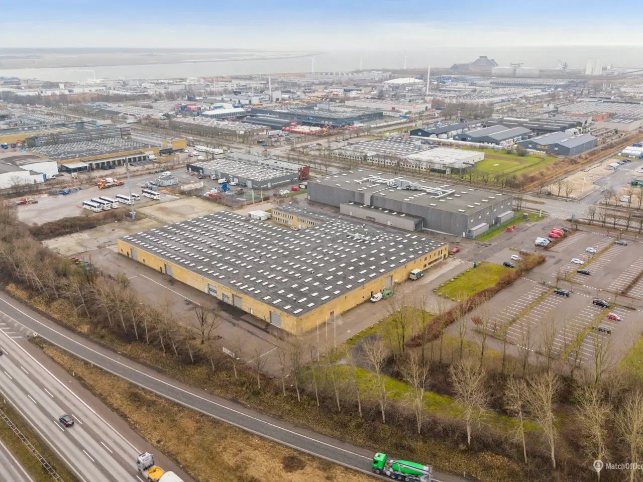 Billede 2 - 2.529 m2 logistikejendom med last mile lokation i Hvidovre