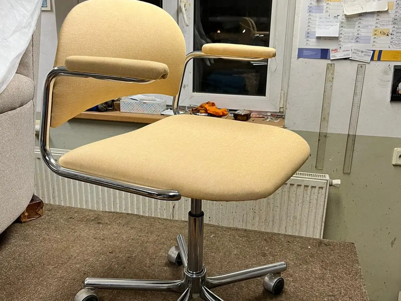 Billede 1 - Tjekkisk design kontor stol