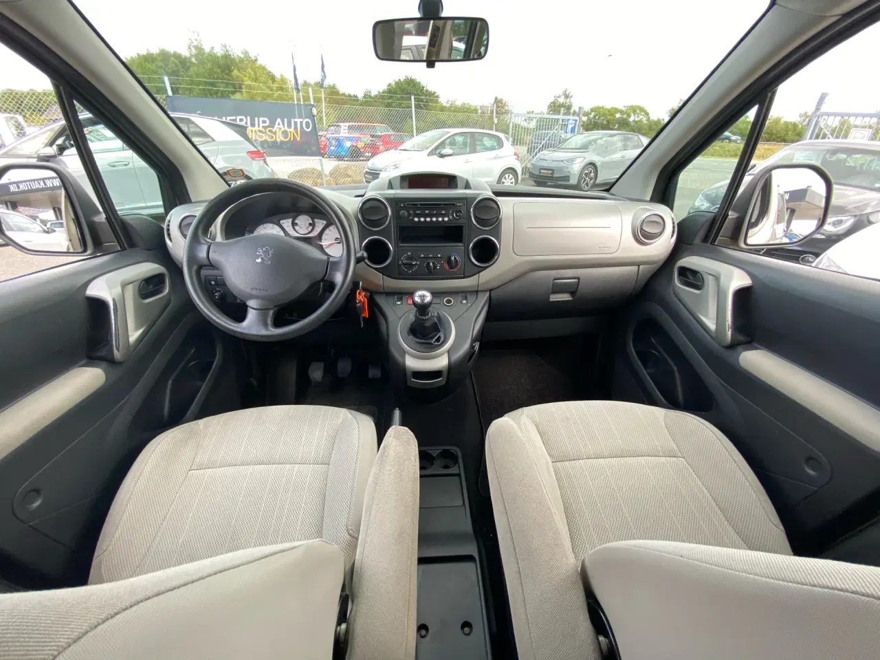 Billede 9 - Peugeot Partner 1,6 HDI FAP Comfort Plus 90HK