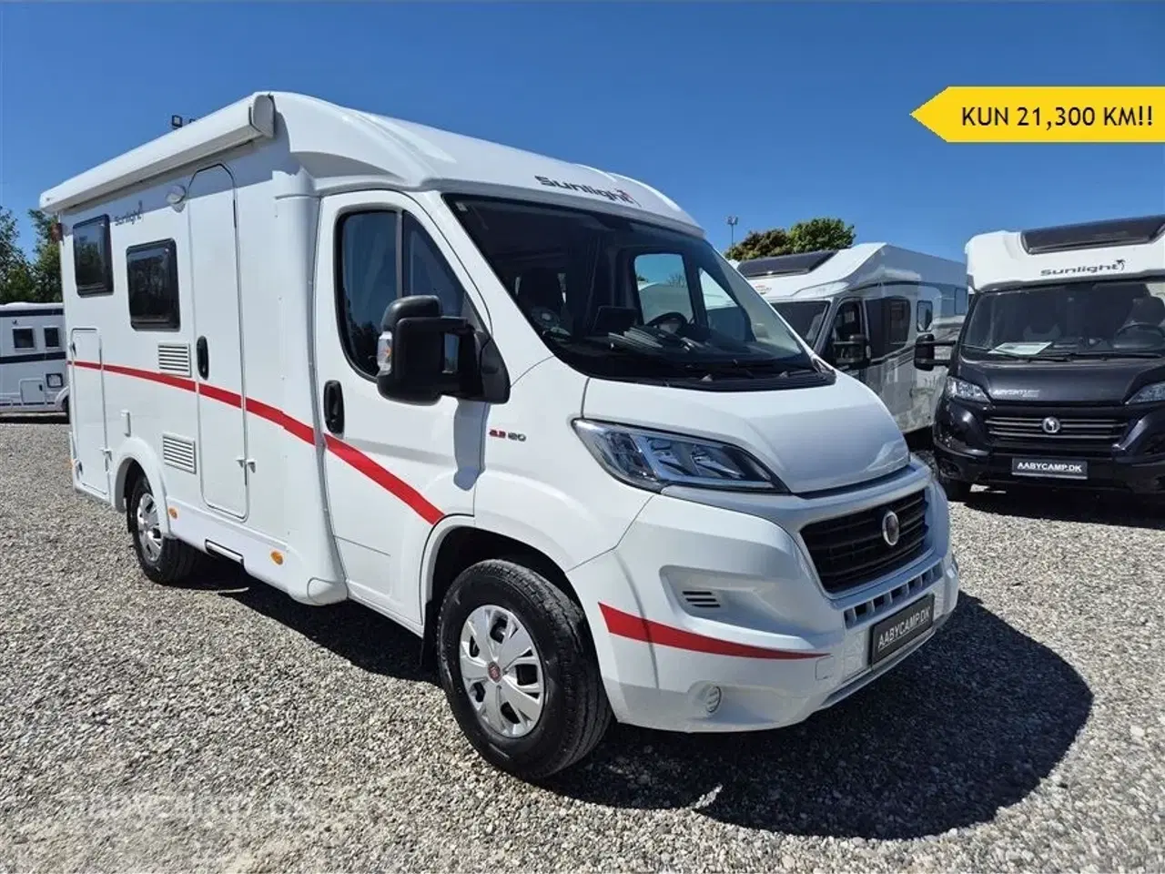 Billede 1 - 2020 - SunLight VAN V60   Under 6 meter. Markise. batteri. cykelstativ. Elektrisk indgangstrin. Kun 21,300 KM!!