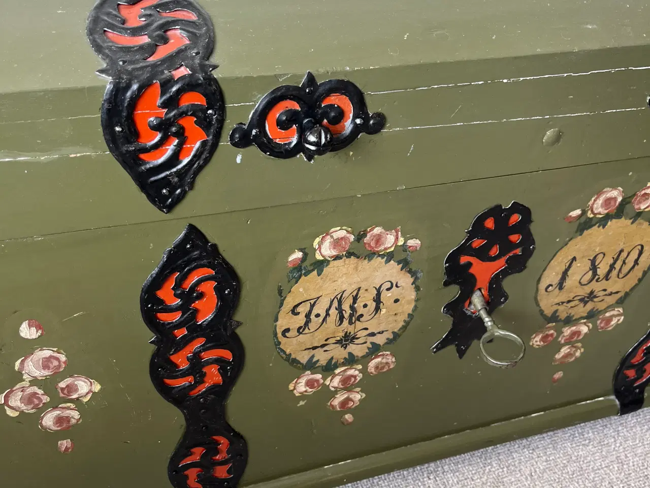 Billede 7 - Gamle møbler gives væk