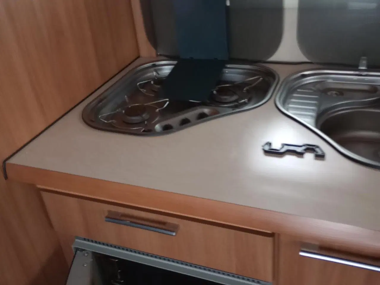 Billede 17 - Flot og velholdt Kabe Ametist 1700 GLE KS  NYSYNET