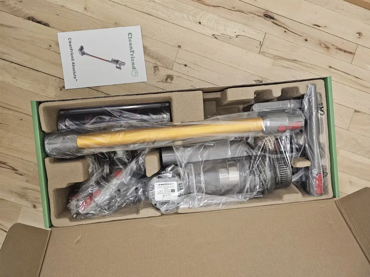 Billede 1 - Ledningsfri Støvsuger Cleanfriend Absolute - NY