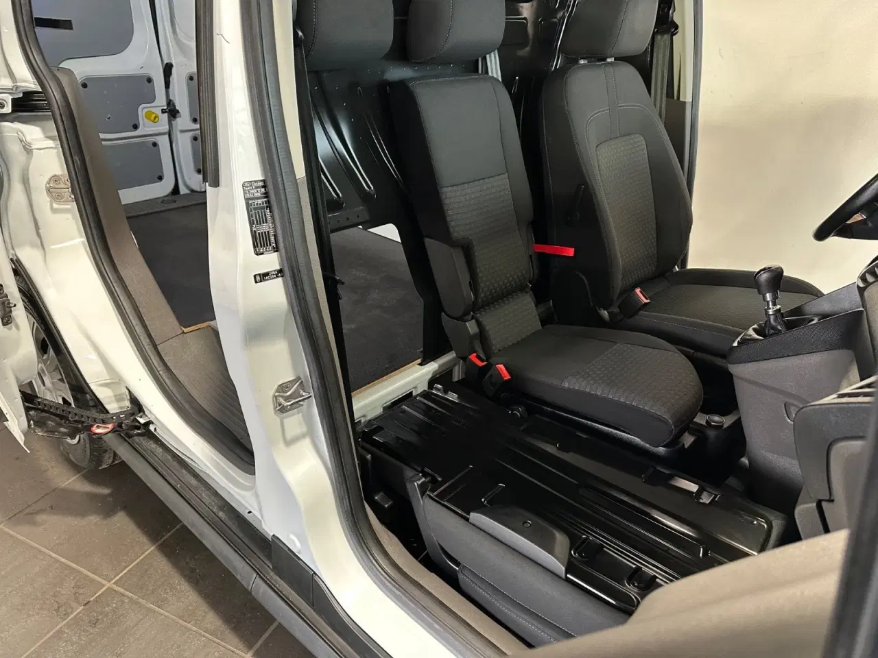 Billede 5 - Ford Transit Connect 1,5 TDCi 100 Trend kort