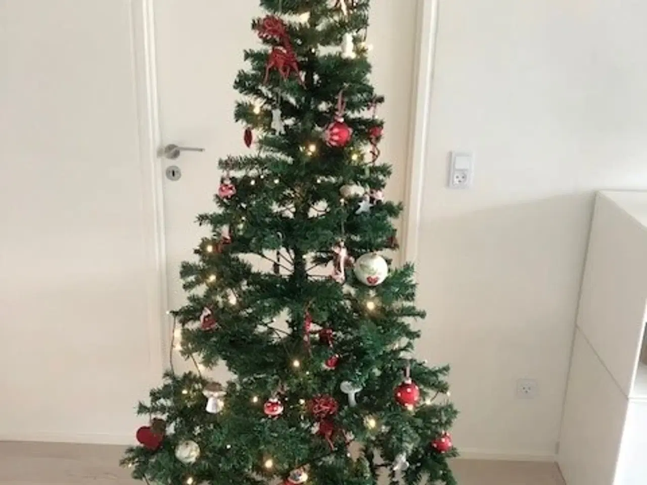 Billede 6 - "KØB NU" Kunstig juletræ 180 cm - Ø nederst 90 cm
