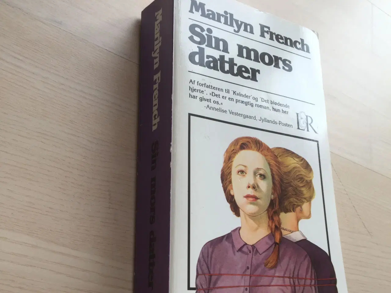 Billede 1 - Sin mors datter af Marilyn French