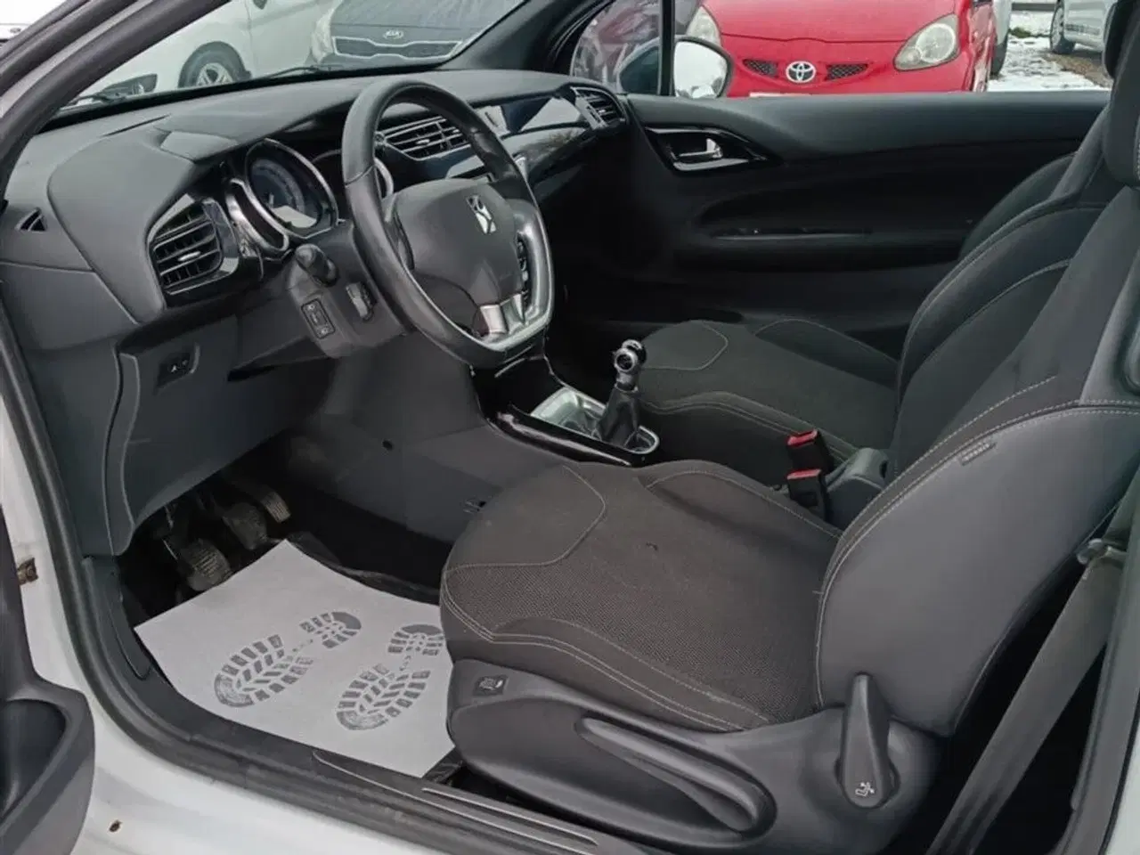 Billede 2 - Citroën DS3 HDI 90 92HK 3d