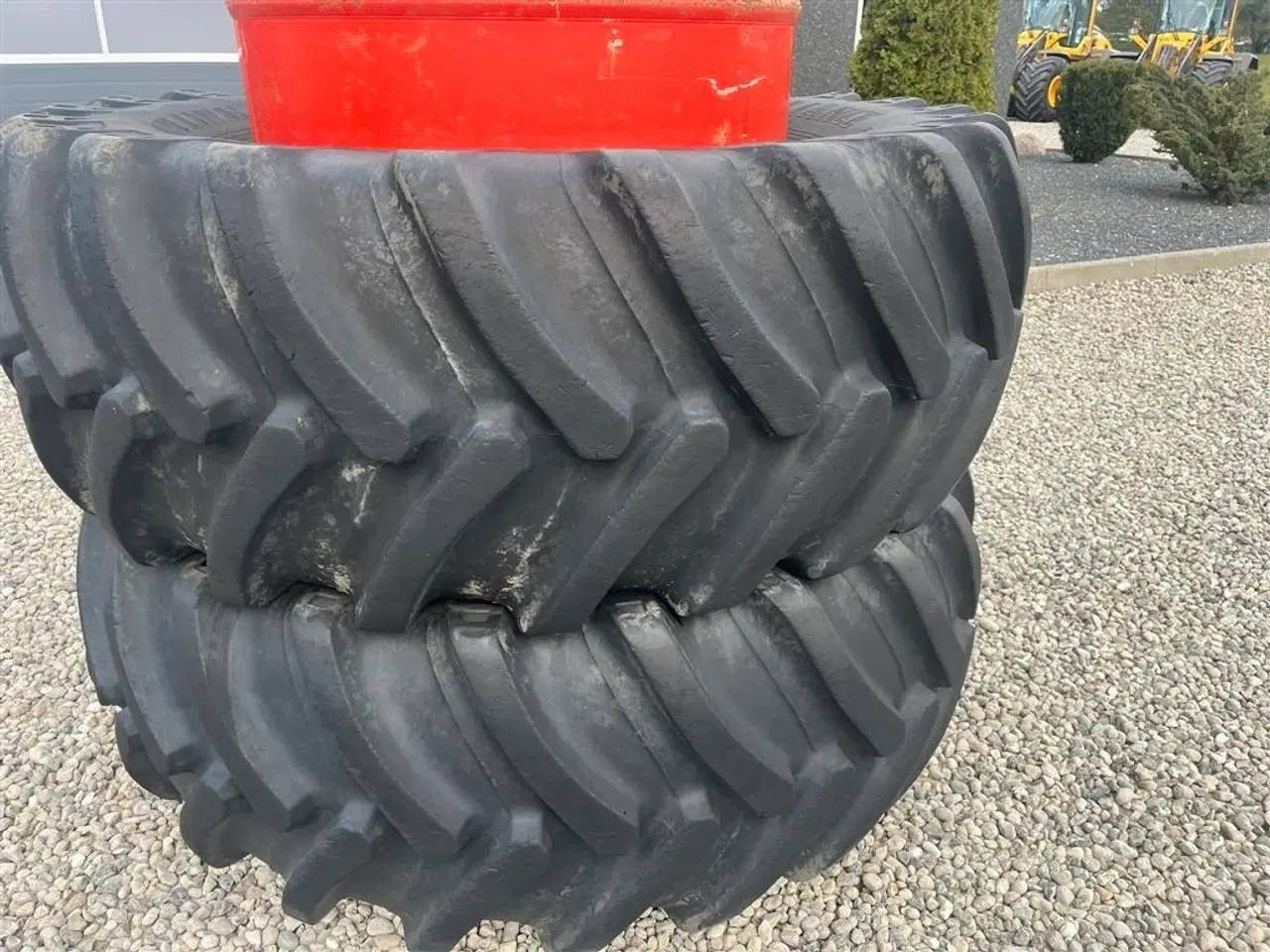 Billede 3 - Alliance 650/65R38 Røde med ring og 8 låse