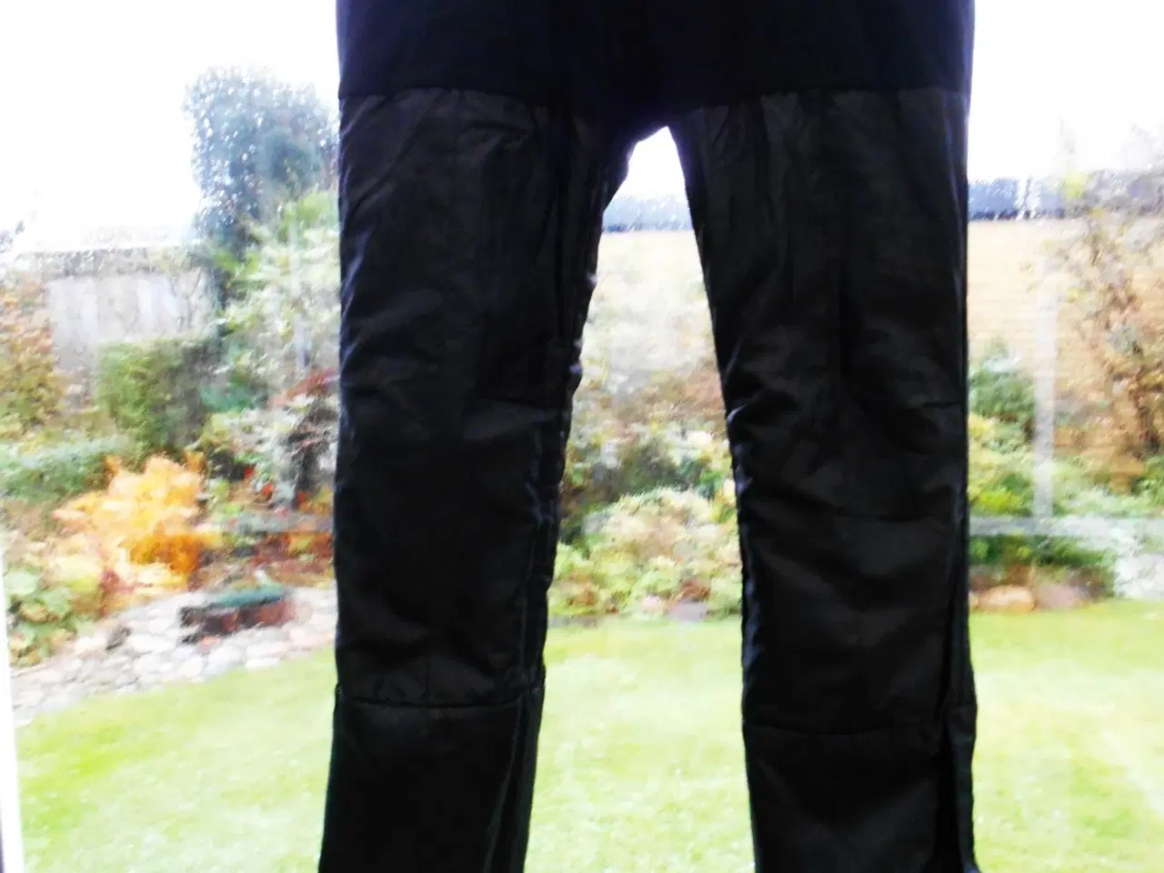 Billede 7 - Skibukser NYE Nanok str.12 år