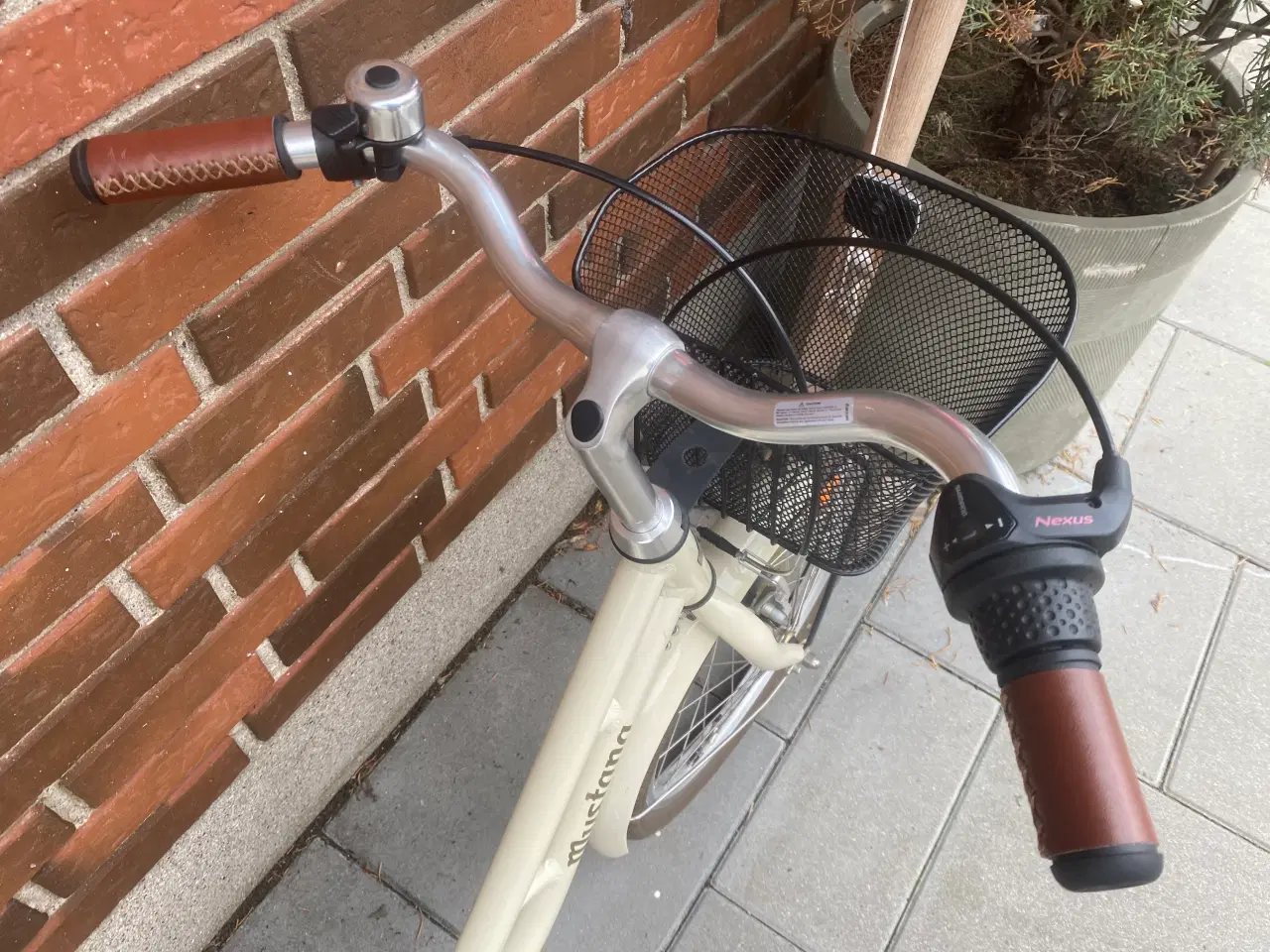 Billede 3 - Købt til 3499 kr 20 tommer prinsesse 👸 cykel 
