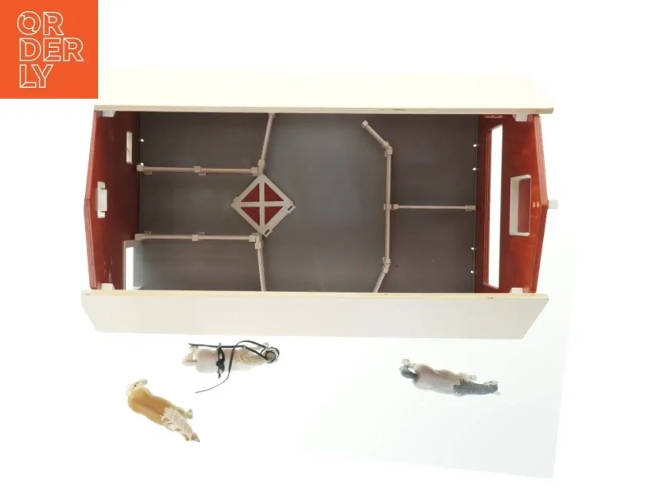 Billede 4 - Model hestestald med figurer (str. 48x29 cm)
