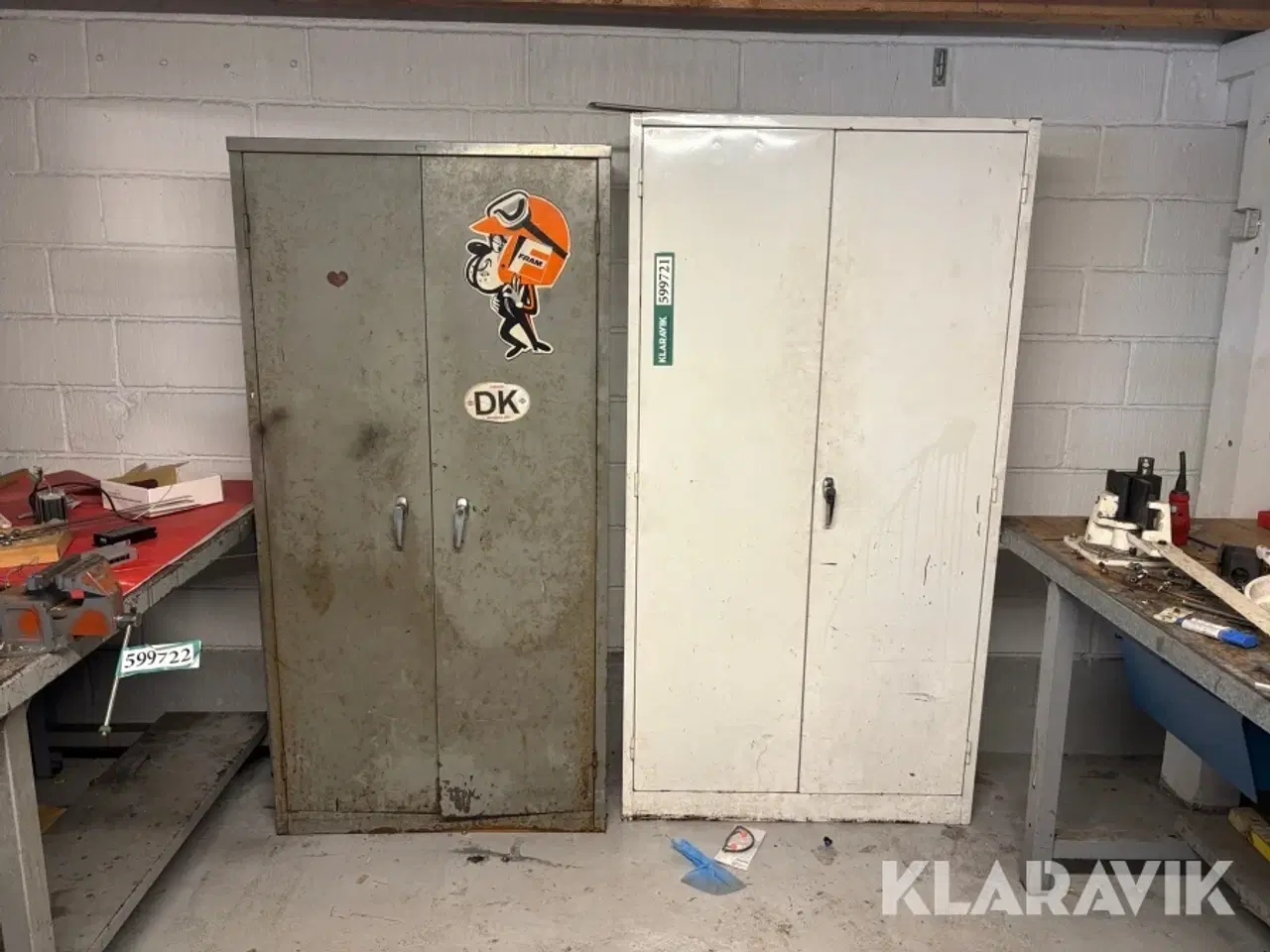 Billede 1 - Kemiskabe 2 styk