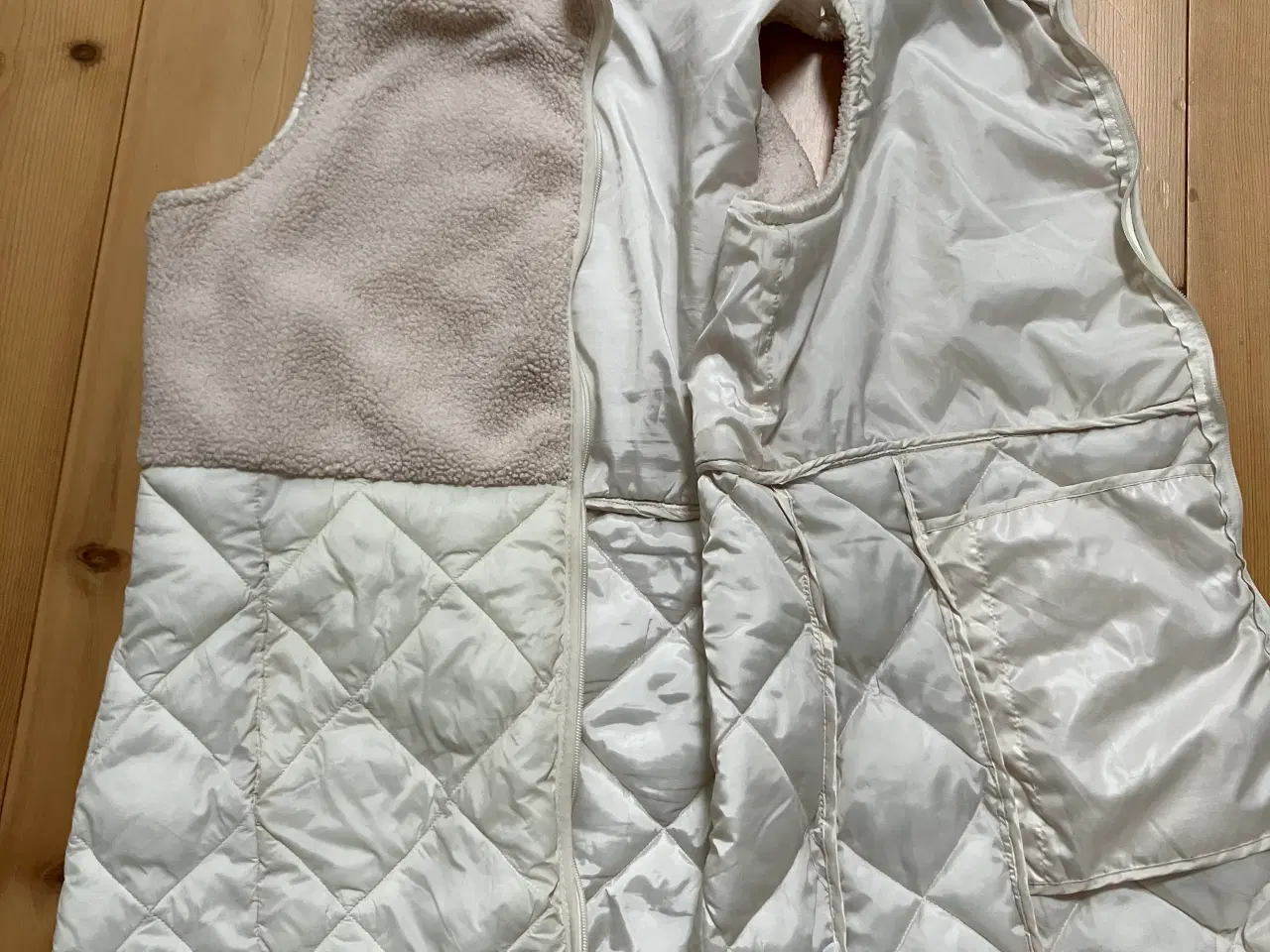 Billede 3 - Lang Esmara dyne vest