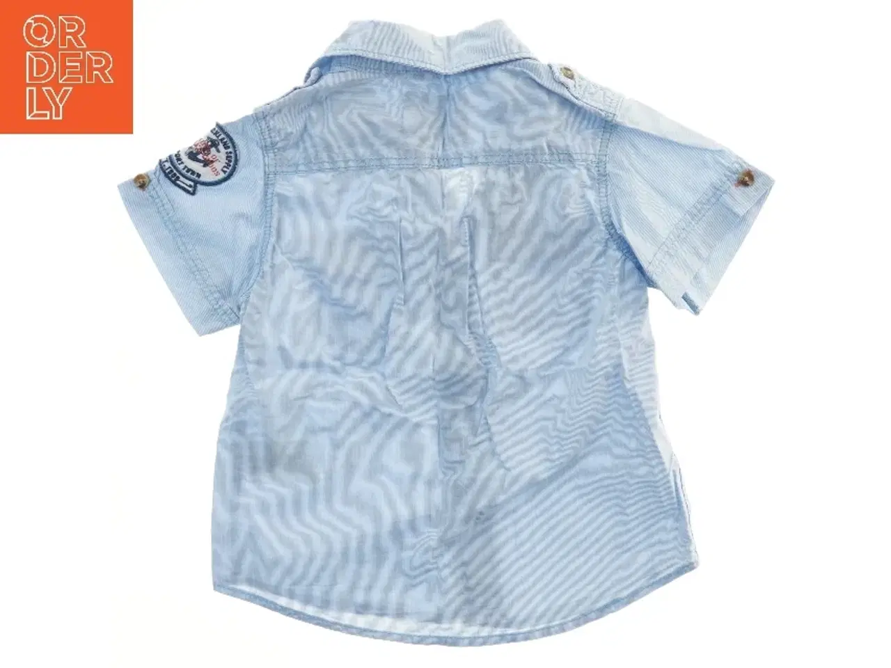 Billede 2 - Kortærmet skjorte til børn fra H&M (str. 98)