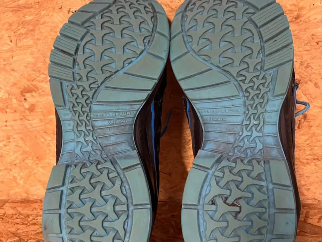 Billede 3 - Sikkerhedssko str. 42