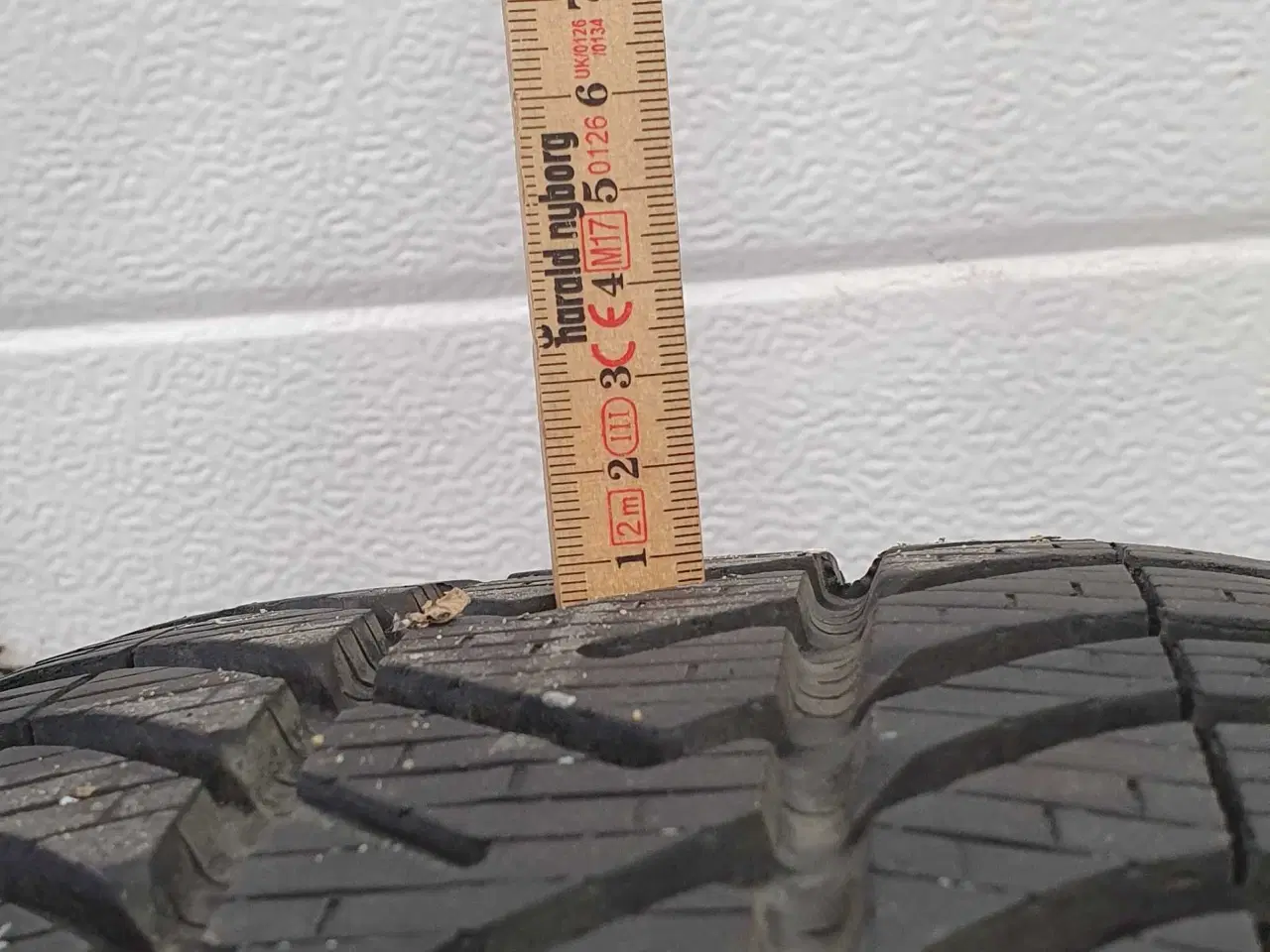 Billede 3 - Alufælge med vinterdæk