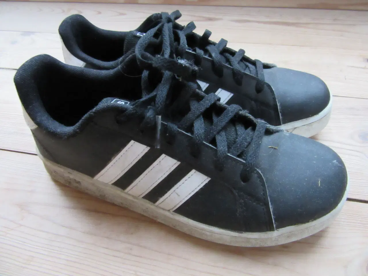 Billede 1 - Adidas sneakers, sorte str. 37,5