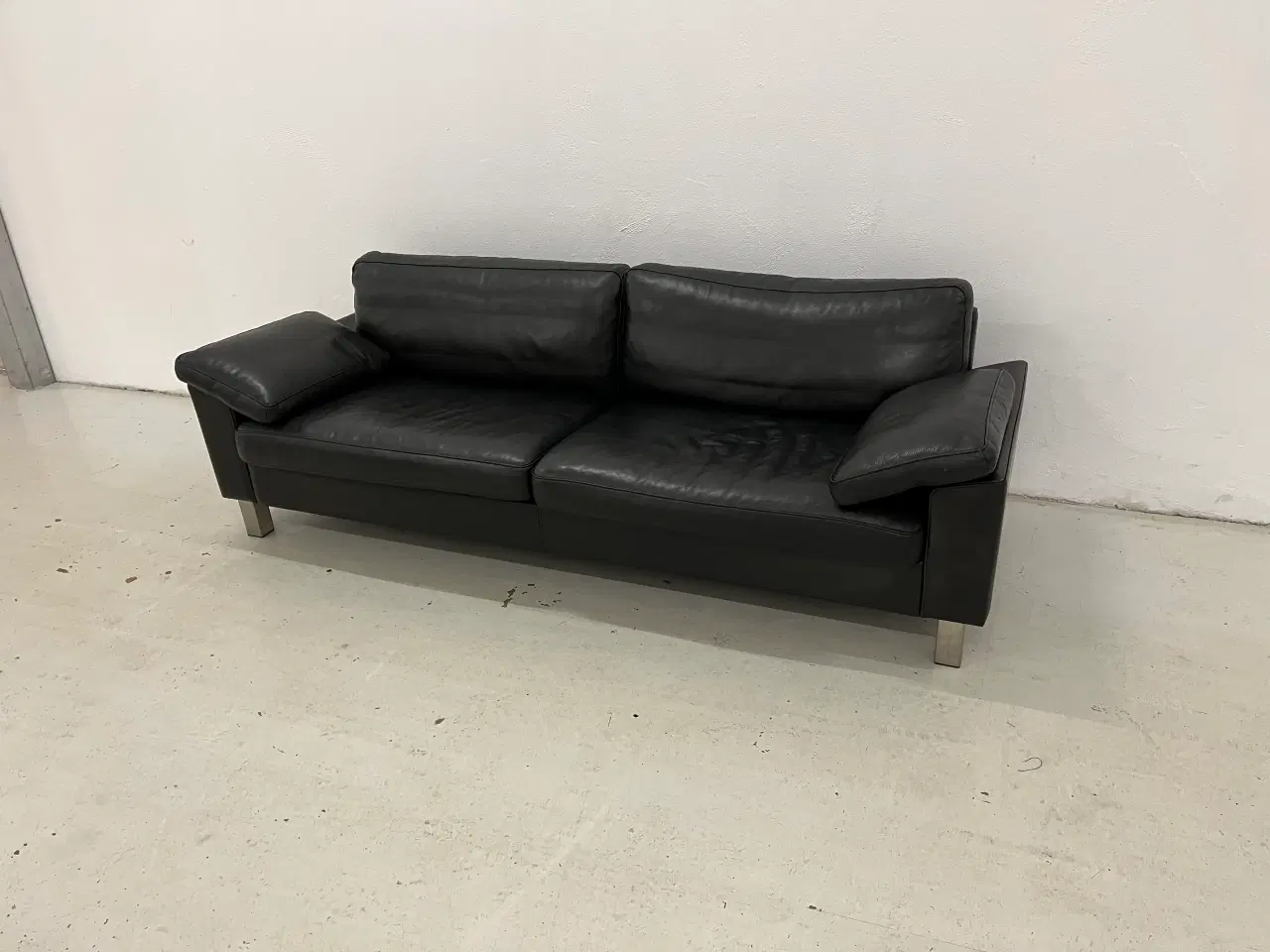 Billede 3 - Mogens Hansen MH995 3 Pers.Sofa i sort prestige.