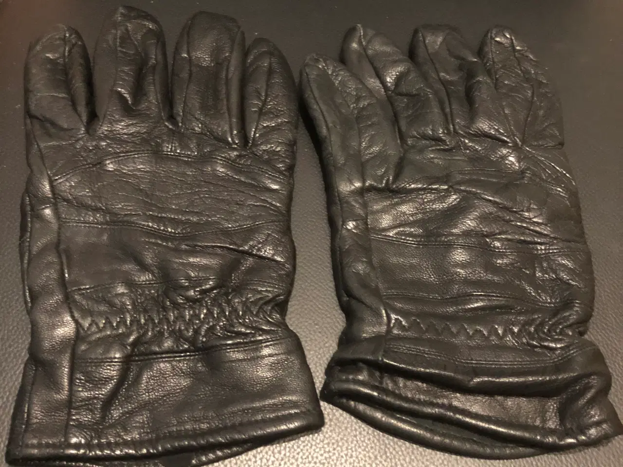 Billede 1 - Læderhandske i sort