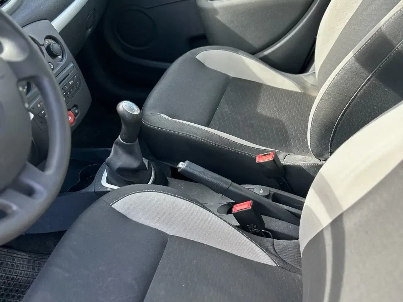 Billede 6 - Renault Clio III 1,5 dCi 75 Avantage Sport Tourer