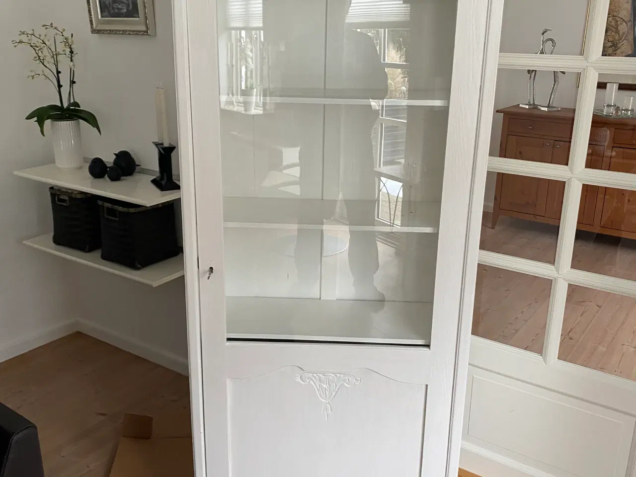 Billede 1 - Gammel bogskab med glas låge