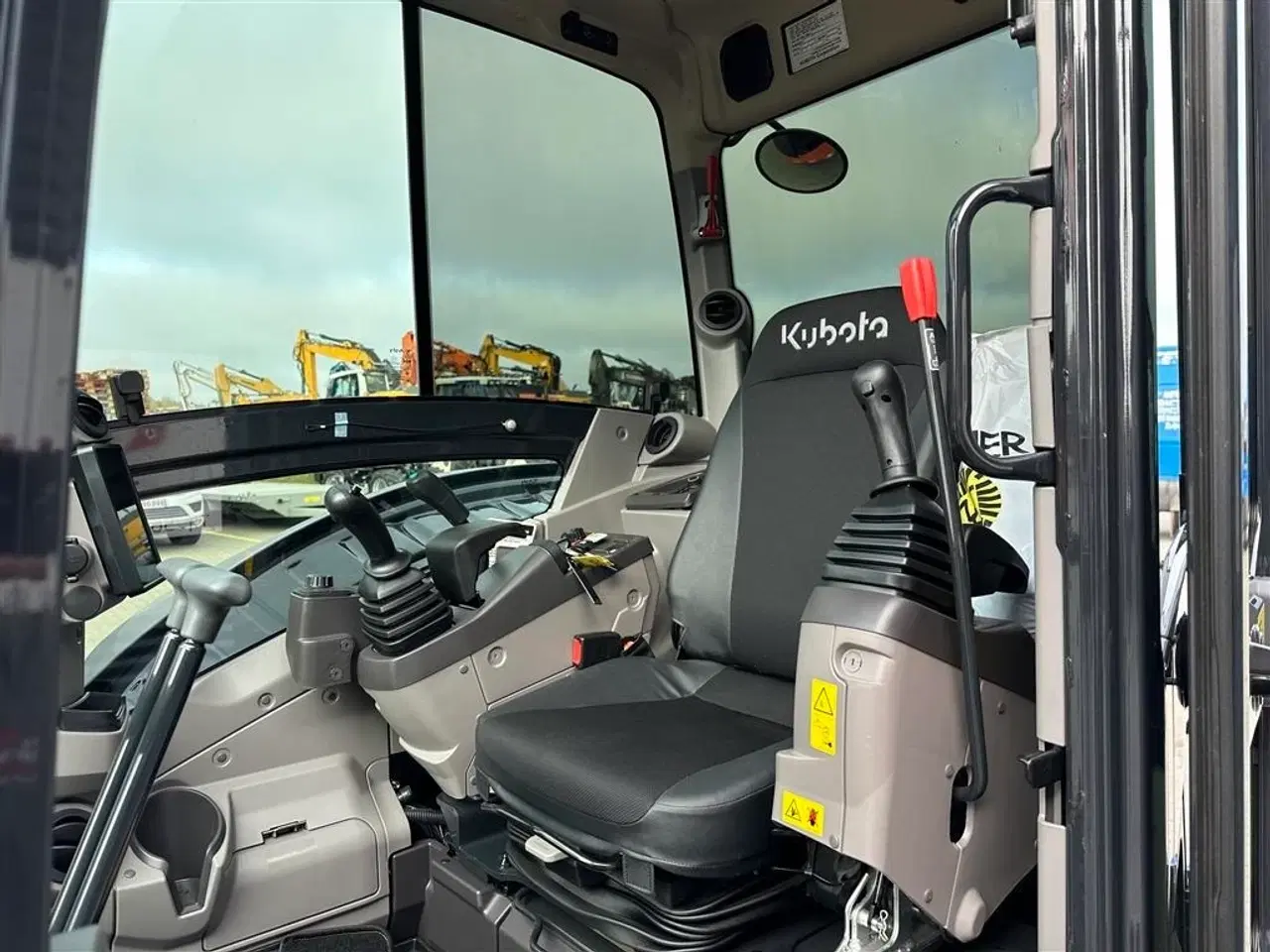 Billede 8 - Kubota KX060-5 Med aftageligt Engcon Tiltrotator