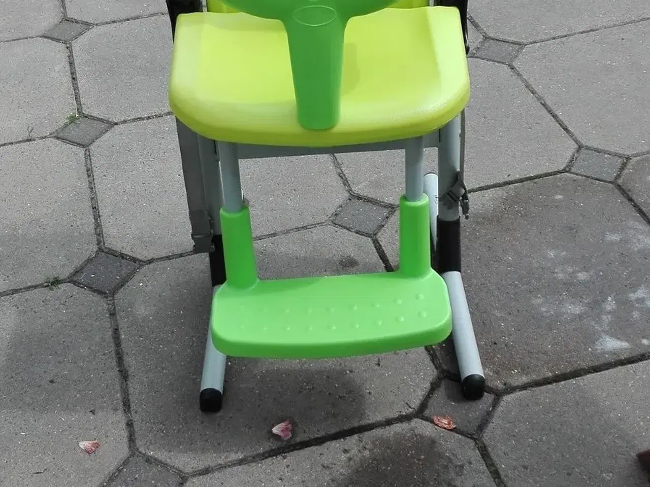 Billede 1 - Brevi Højstol