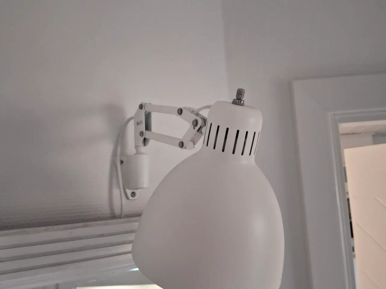 Billede 2 - 2 stk flotte væglamper