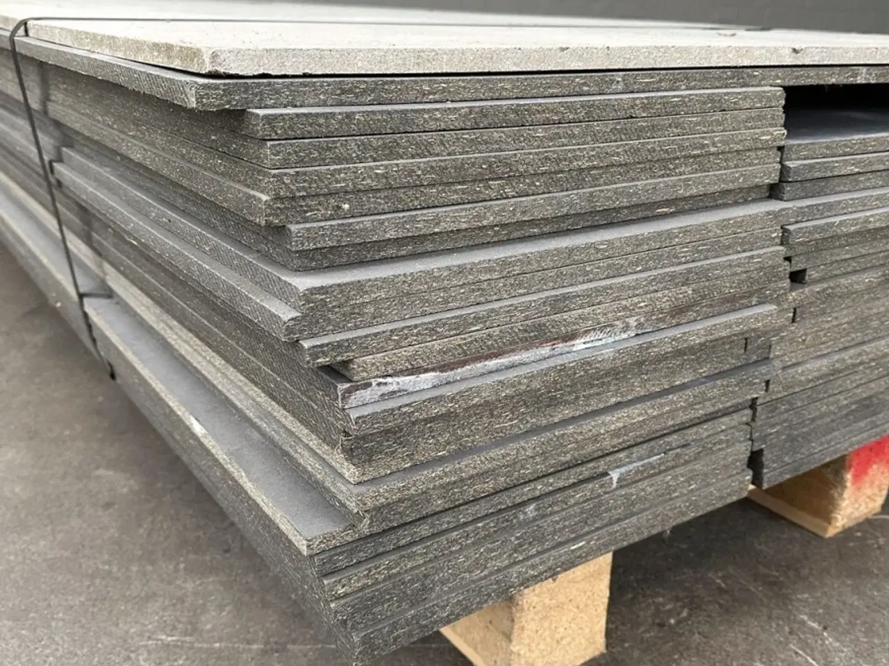 Billede 3 - Cementspånplader 12 mm 70 styk