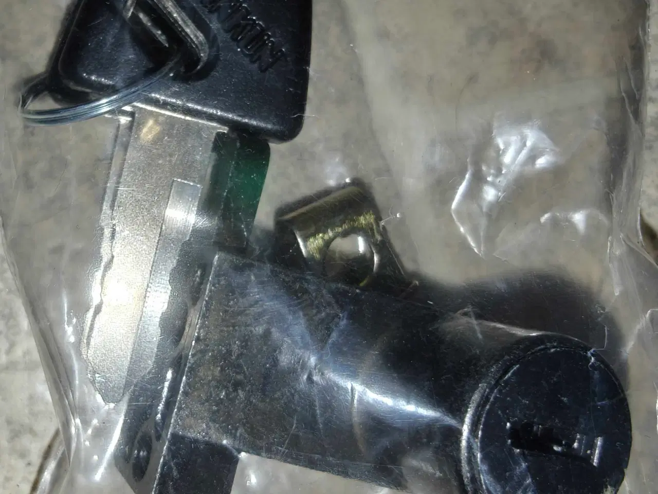 Billede 1 - PGO Hot 50/Big Max/Tornado. Ny Sædelås