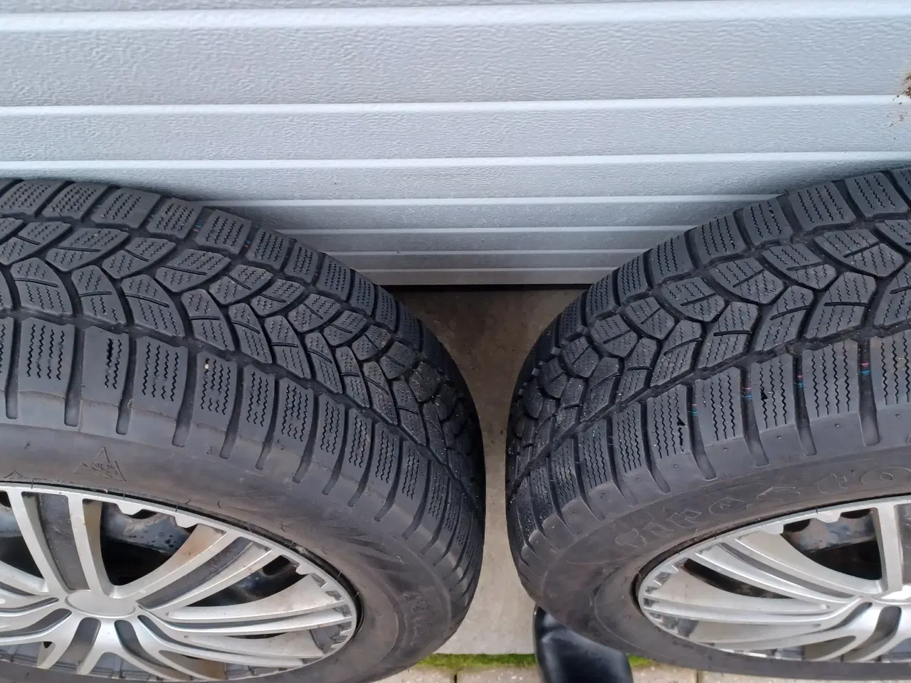 Billede 2 - Ford vinterhjul.