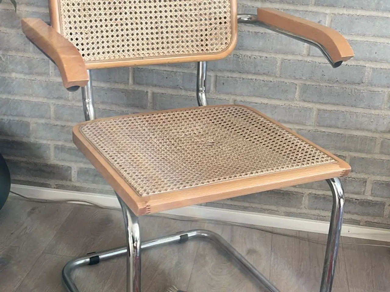 Billede 5 - Frisvinger barberstol m armlæn