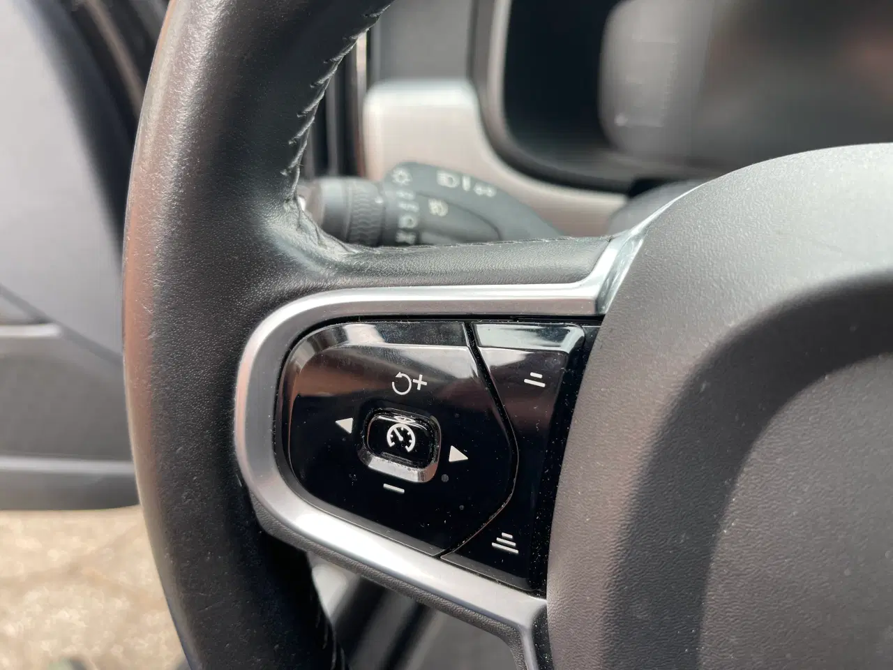 Billede 11 - Volvo V90 D4 Momentum