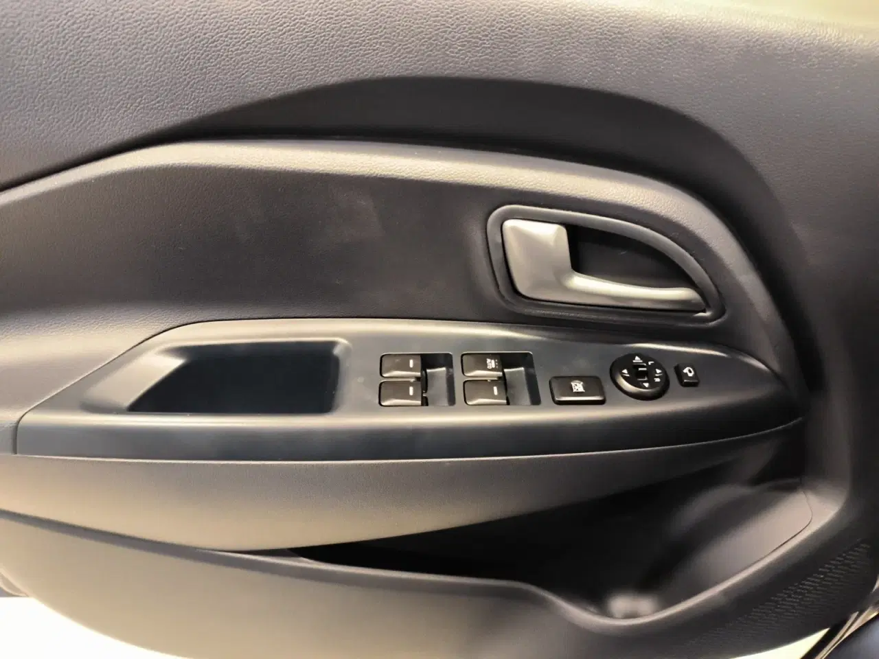 Billede 11 - Kia Rio 1,1 CRDi 75 Limited