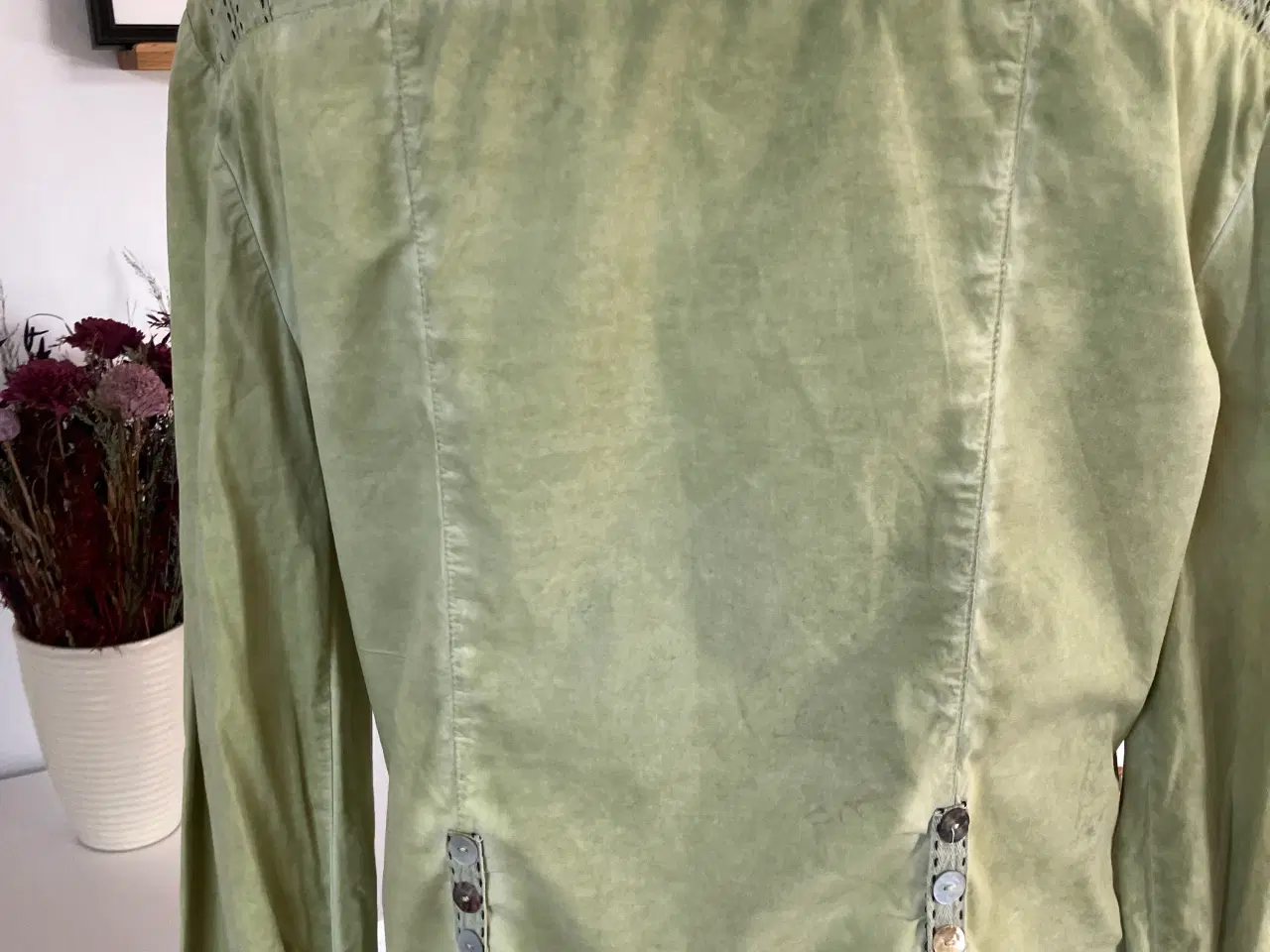 Billede 2 - Farverig grøn skjorte flotte knapper fra PIRO/L