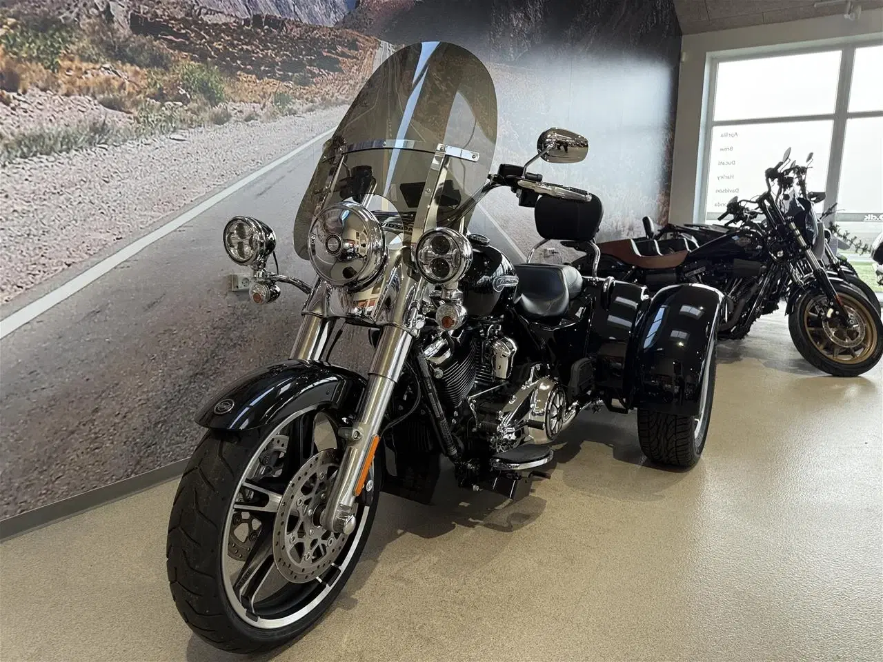 Billede 27 - Harley-Davidson FLRT Freewheeler Trike 114"