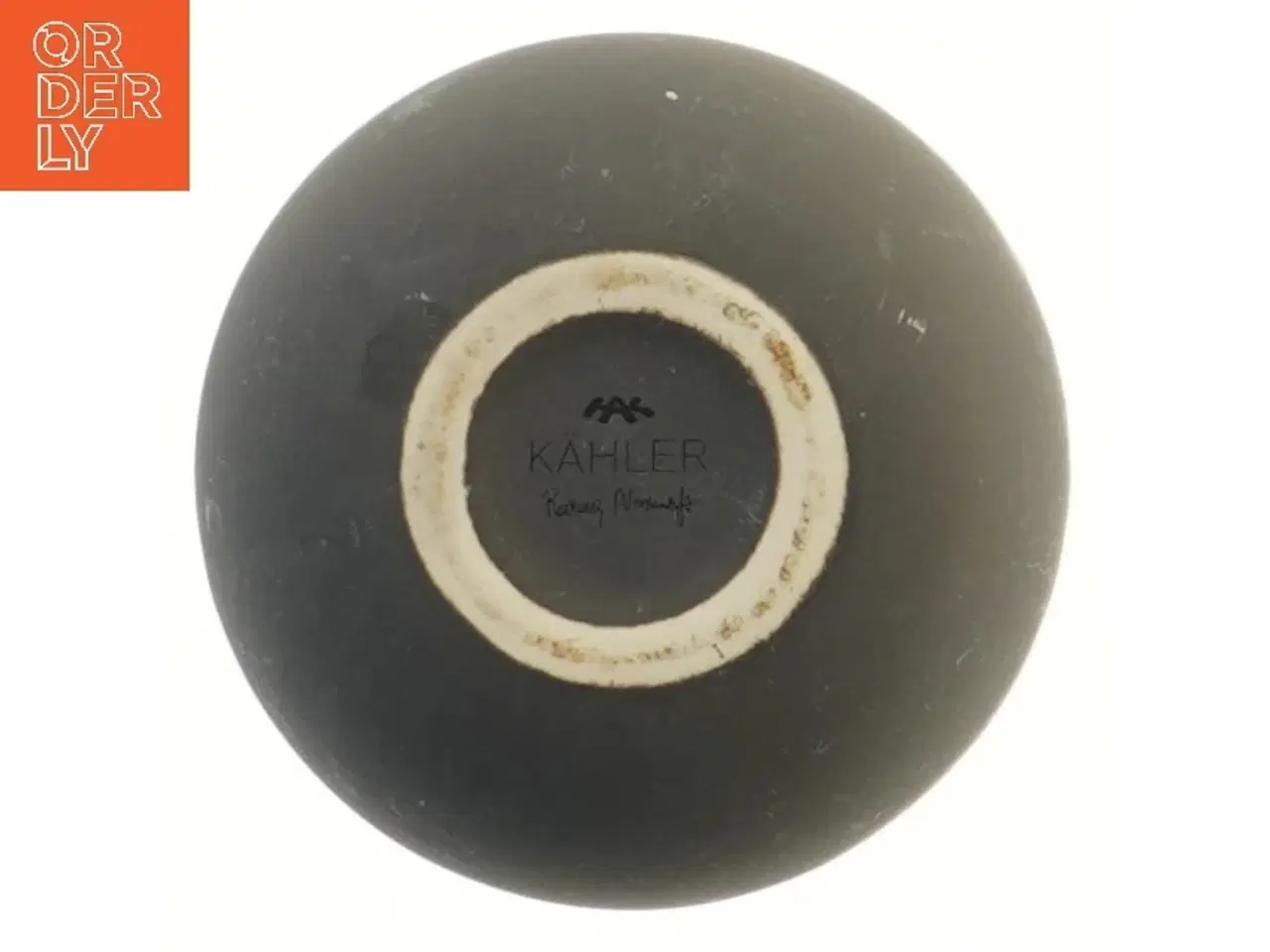 Billede 3 - Sort keramikvase fra Kähler (str. Ø 10 cm længde 17 cm)