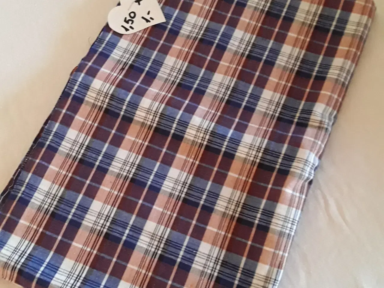 Billede 1 - Ternet stof i blå og bordeaux - ca 1,50m x 1m