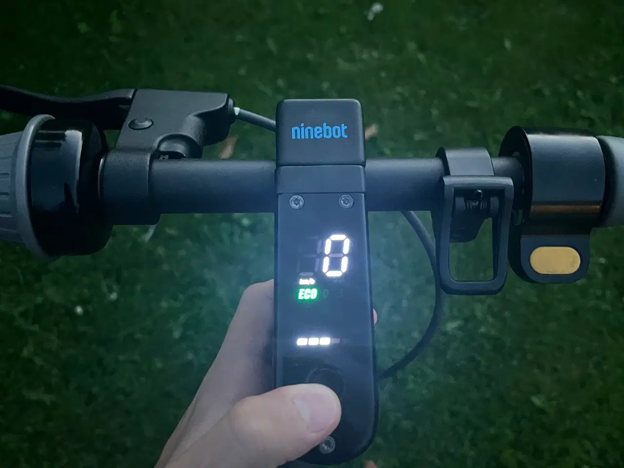 Billede 2 - El løbehjul Ninebot