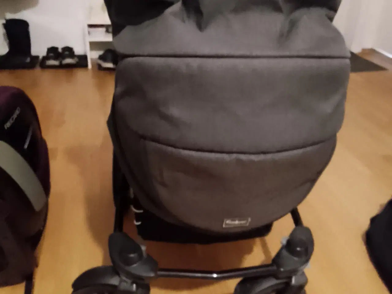 Billede 2 - Emmaljunga klapvogn 