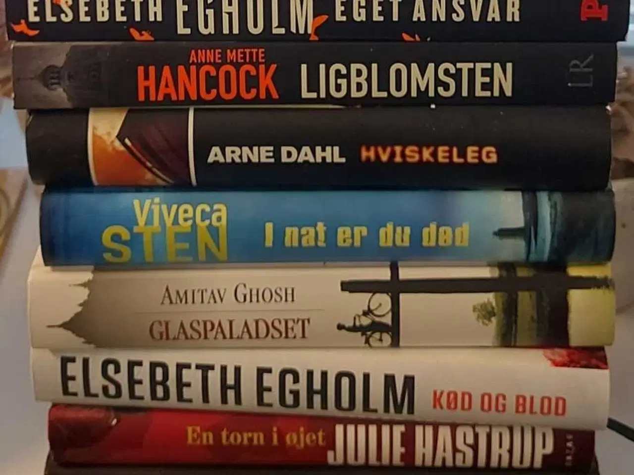 Billede 1 - Byd på krimier