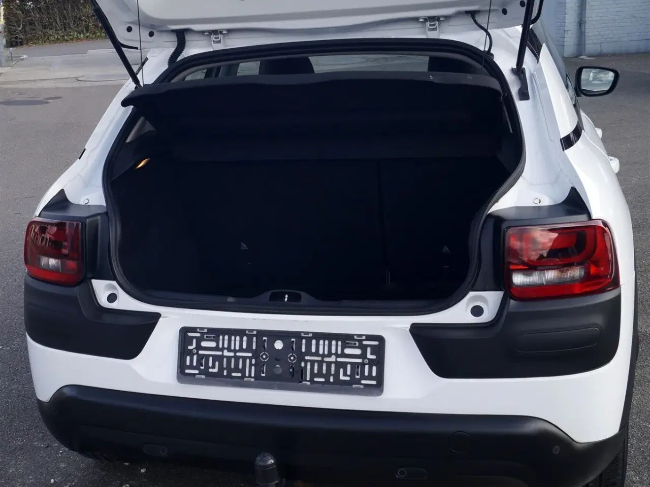 Billede 6 - Citroën C4 Cactus 1,6 Blue HDi Iconic Free start/stop 100HK 5d