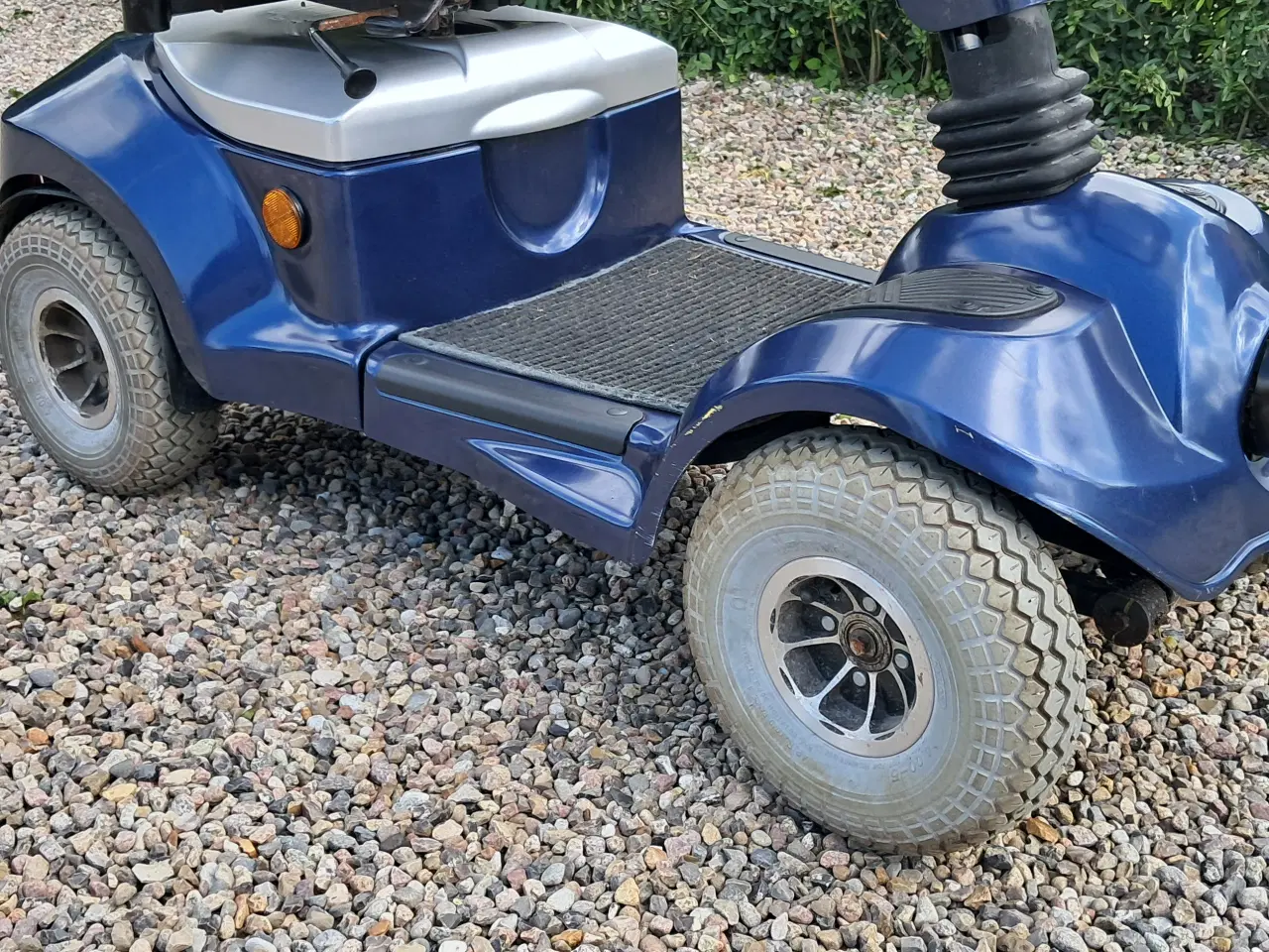 Billede 4 - 4 hjulet el-scooter. Kører godt