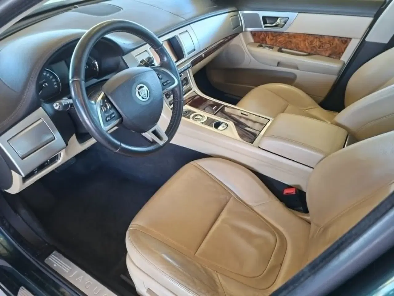 Billede 8 - Jaguar XF 2,2 D Luxury aut.